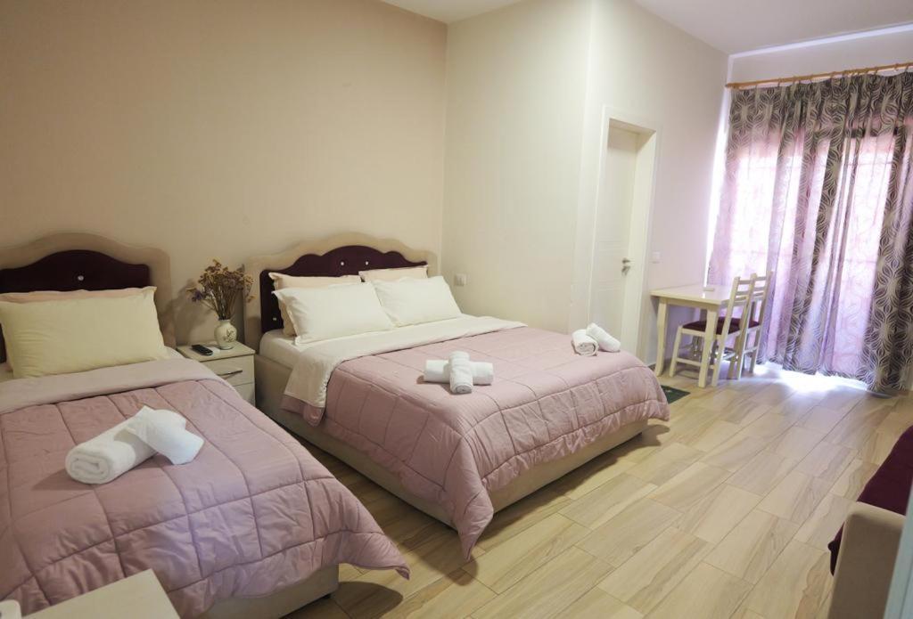 Hotel Vila Dedej Durres Ngoại thất bức ảnh
