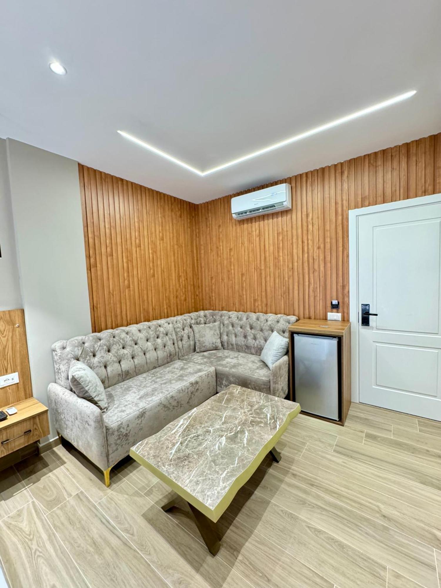 Hotel Vila Dedej Durres Ngoại thất bức ảnh