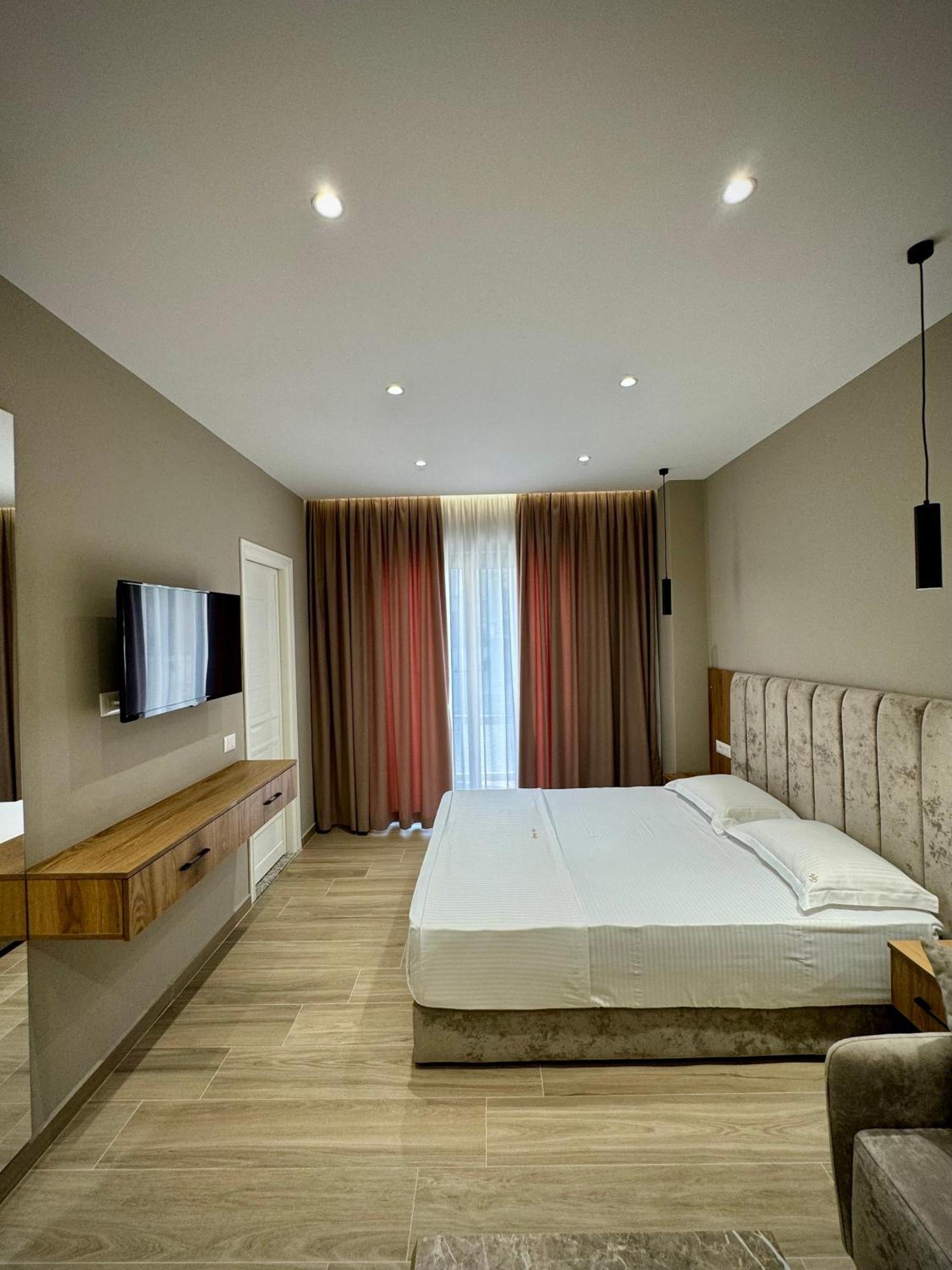 Hotel Vila Dedej Durres Ngoại thất bức ảnh