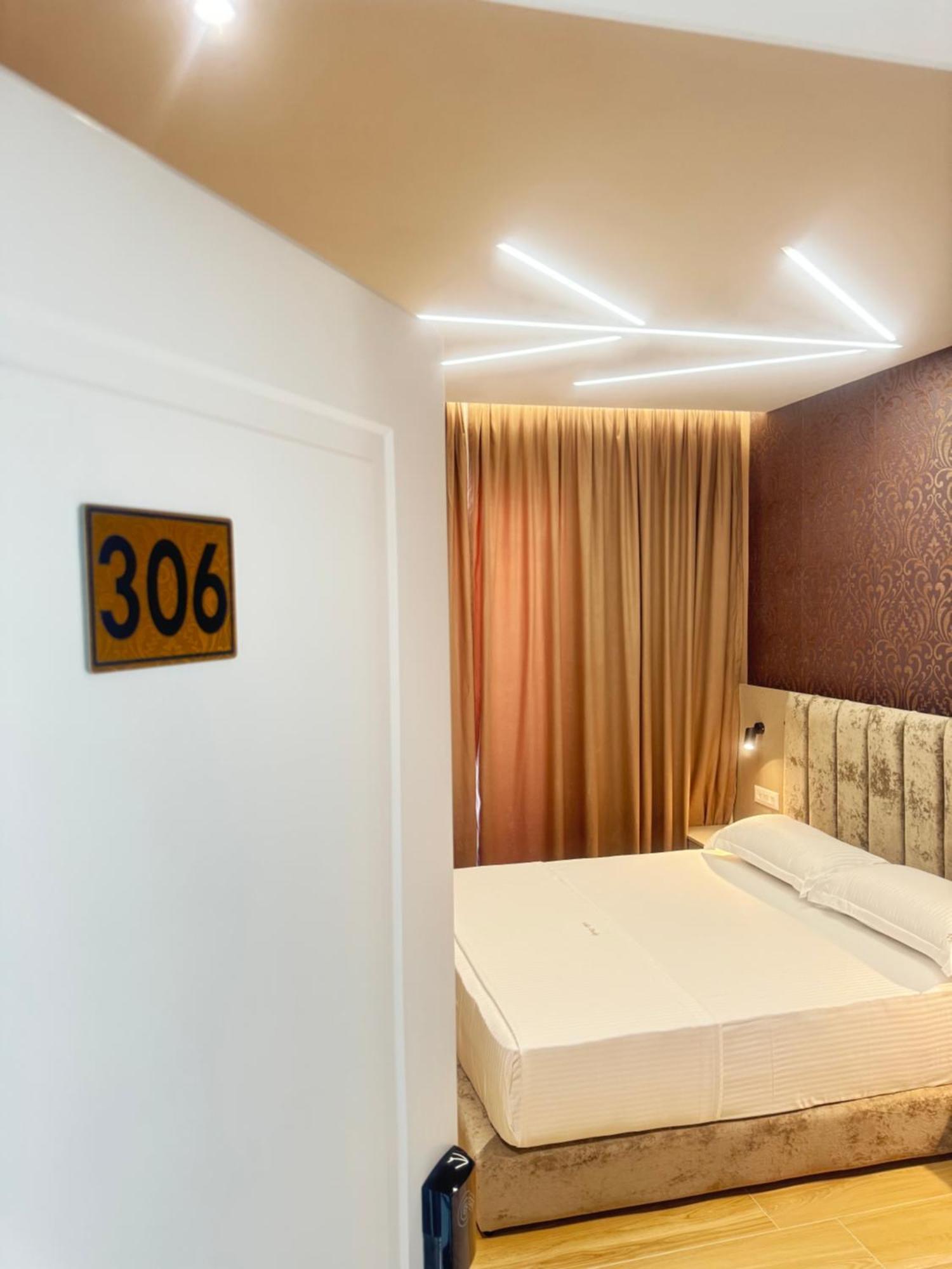 Hotel Vila Dedej Durres Ngoại thất bức ảnh