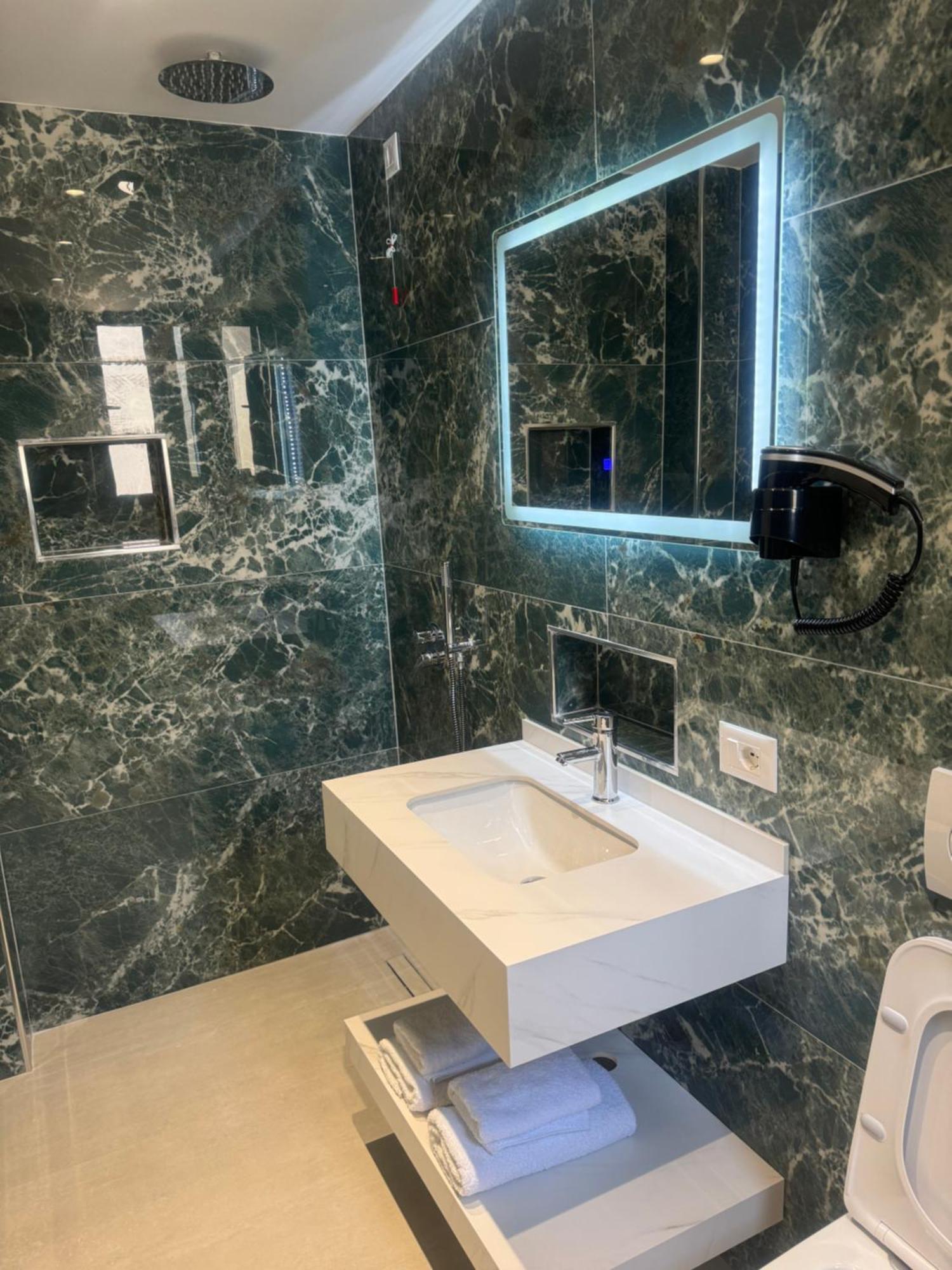 Hotel Vila Dedej Durres Ngoại thất bức ảnh