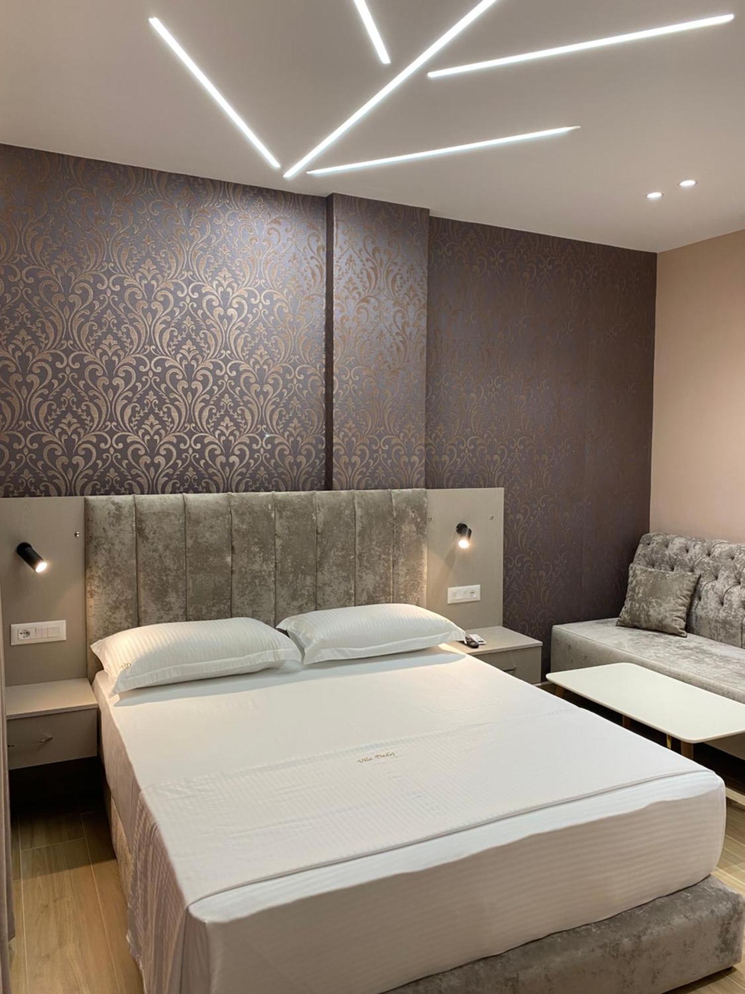 Hotel Vila Dedej Durres Ngoại thất bức ảnh